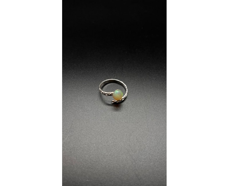 Bague Argent 925 avec Opale Welo – Support Réglable, Artisanat Français
