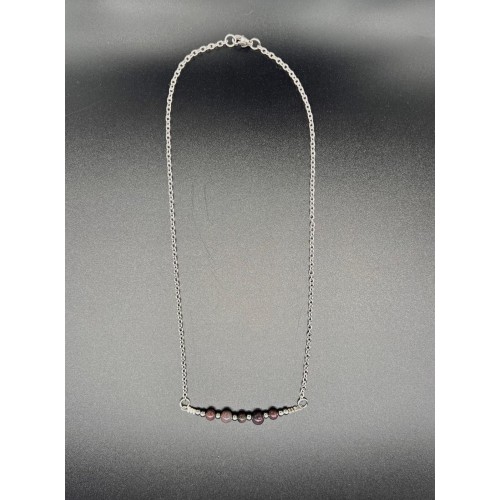 Collier en Acier – Opale Noire Rouge